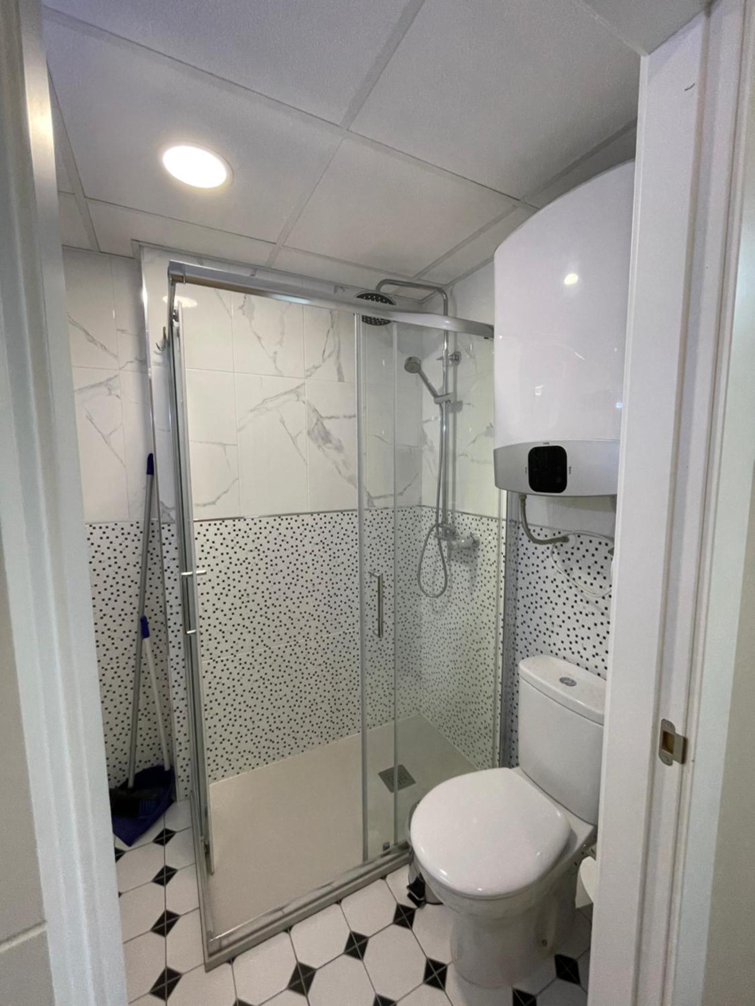 Apartamentos Pelicano 貝尼多姆 客房 照片